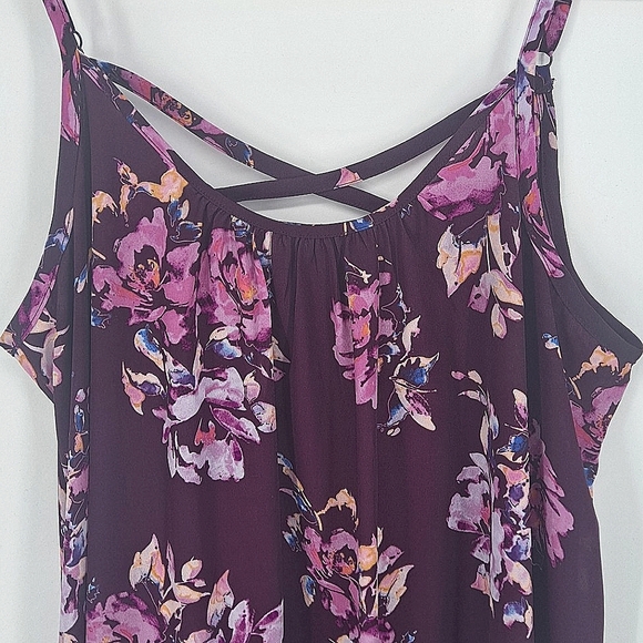 💜 2/$36 💜Torrid Plum Floral Cami w/Crisscross Back 2x - Picture 10 of 12